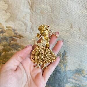 Vintage Gold Tone Brooch, Girl Holding Rose